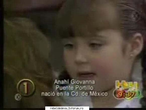 Anahi mica - ce dulce si frumoasa eraa - Anahi