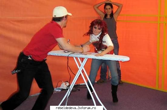 Caracterizarea personajelor.. - :X:XP!nkyBrain:X:X - RBD La Familia
