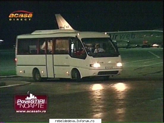 La aeroport.. apoi la povestiri de nopate - Cand au ajuns in romania in loc sa treaca sa - RBD IN ROMANIA !