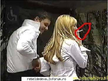 anahi fumeaza - Mia_Poncho - Anahi