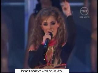anahi y poncho en miss univers 2007 - mia_y_miguel_amor_verdade - Anahi