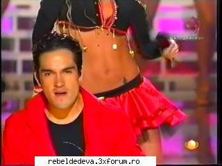 anahi y poncho en miss univers 2007 - mia_y_miguel_amor_verdade - Anahi