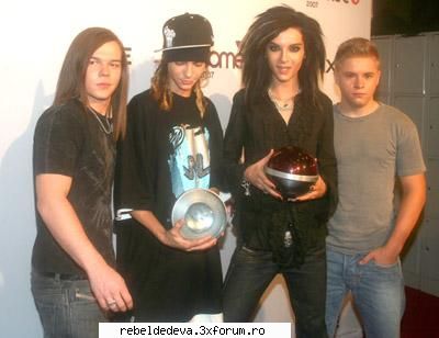 ce trupe mai asc. in afara de rbd?? - Eu ador Tokio Hotel Shi urasc rbd - Alte trupe !