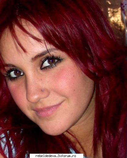 dul a facut striptis?????? - Dulce Maria nu a facut striptissss.. :D - Dulce